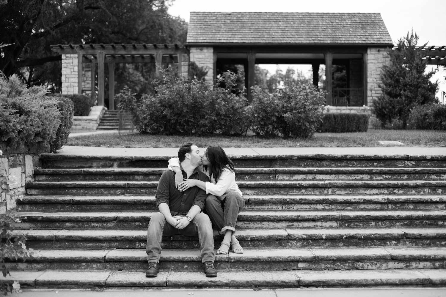 loose park engagement photos