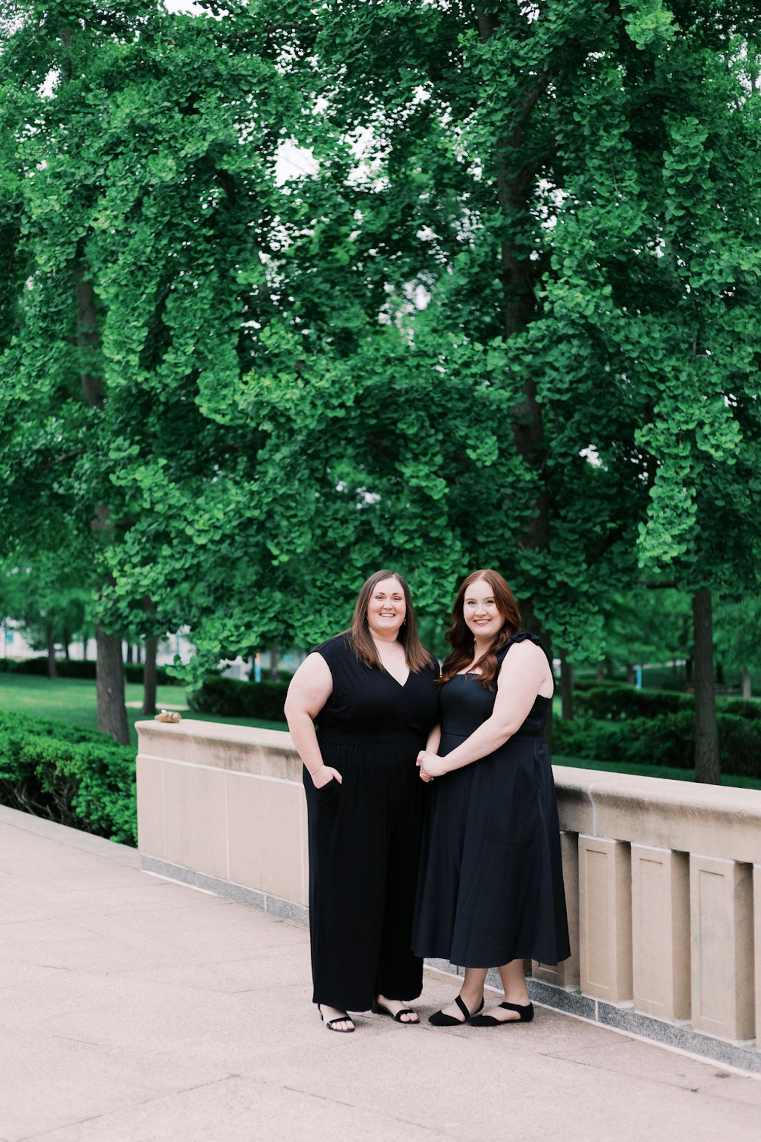 lgbtq+ engagement photos at the nelson atkins museum in kansas city lauren benson photography