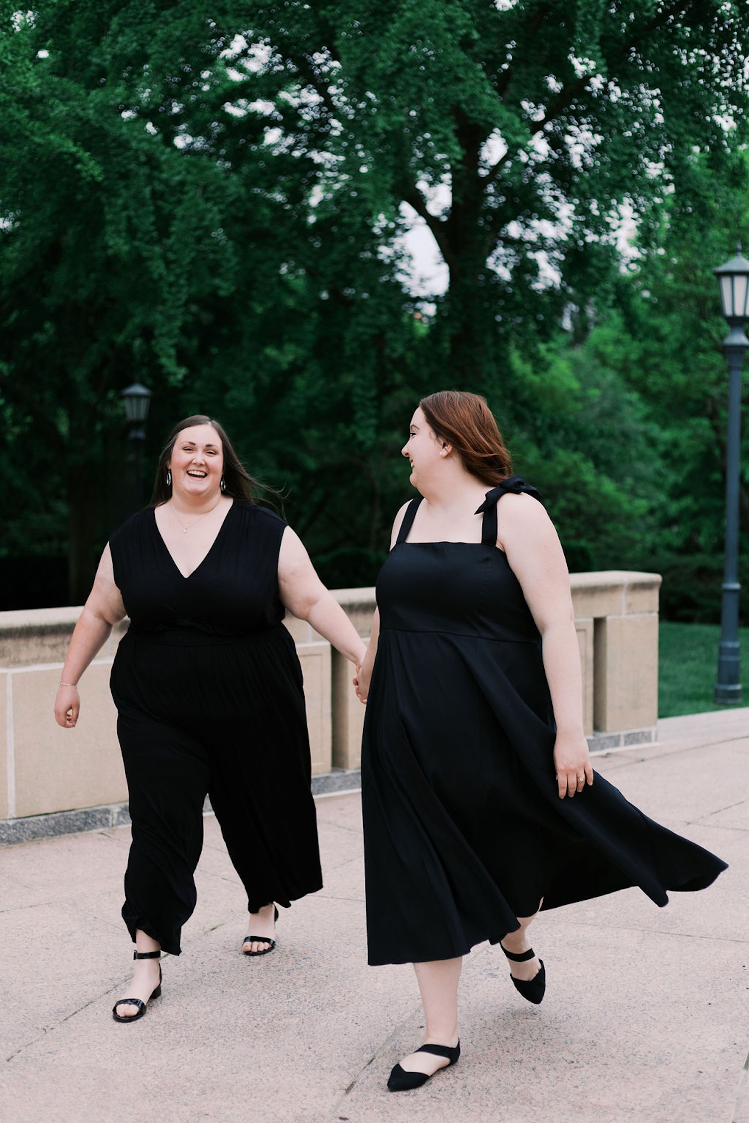 lgbtq+ engagement photos at the nelson atkins museum in kansas city lauren benson photography