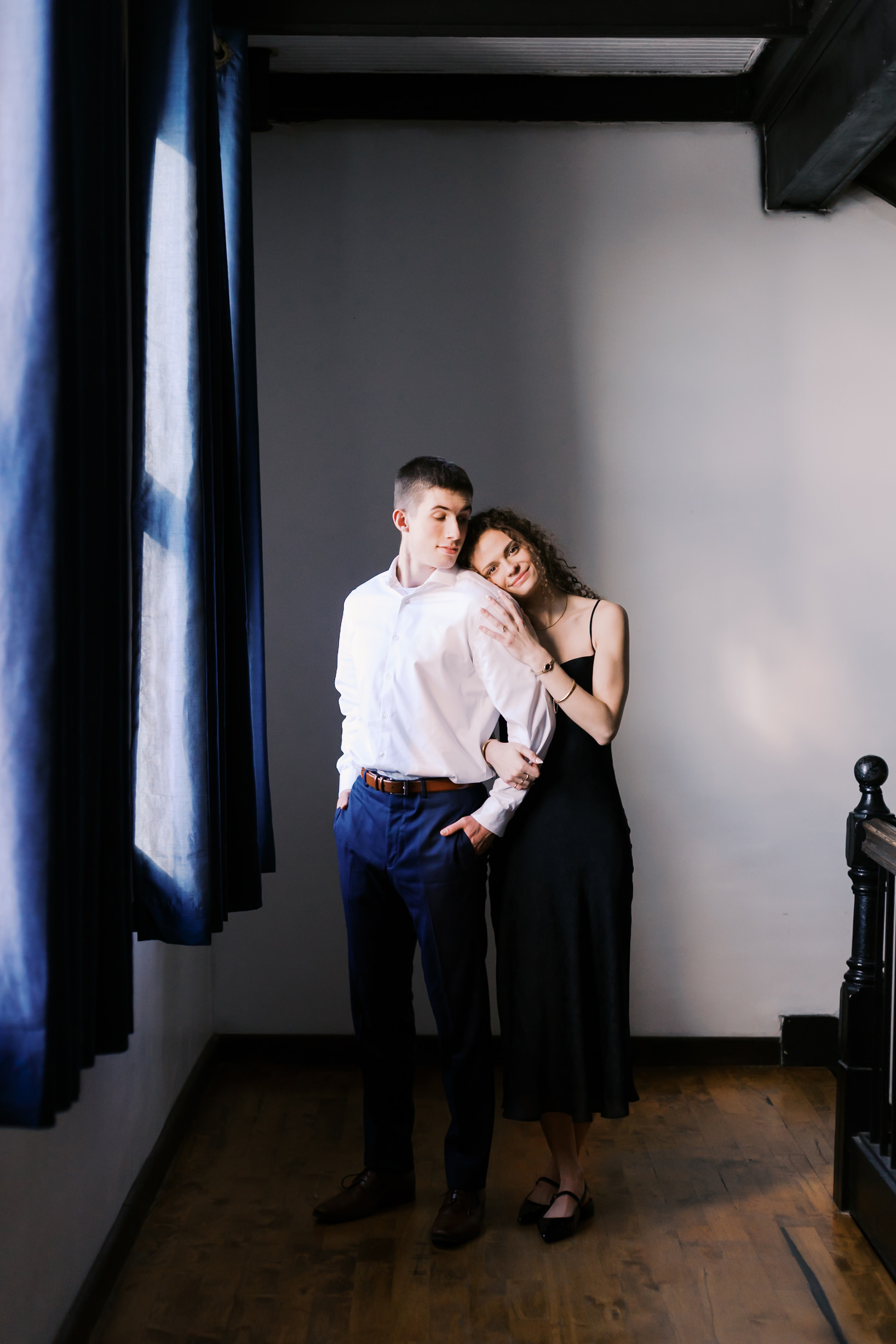 what to wear to your engagement session from your kansas city wedding photographer