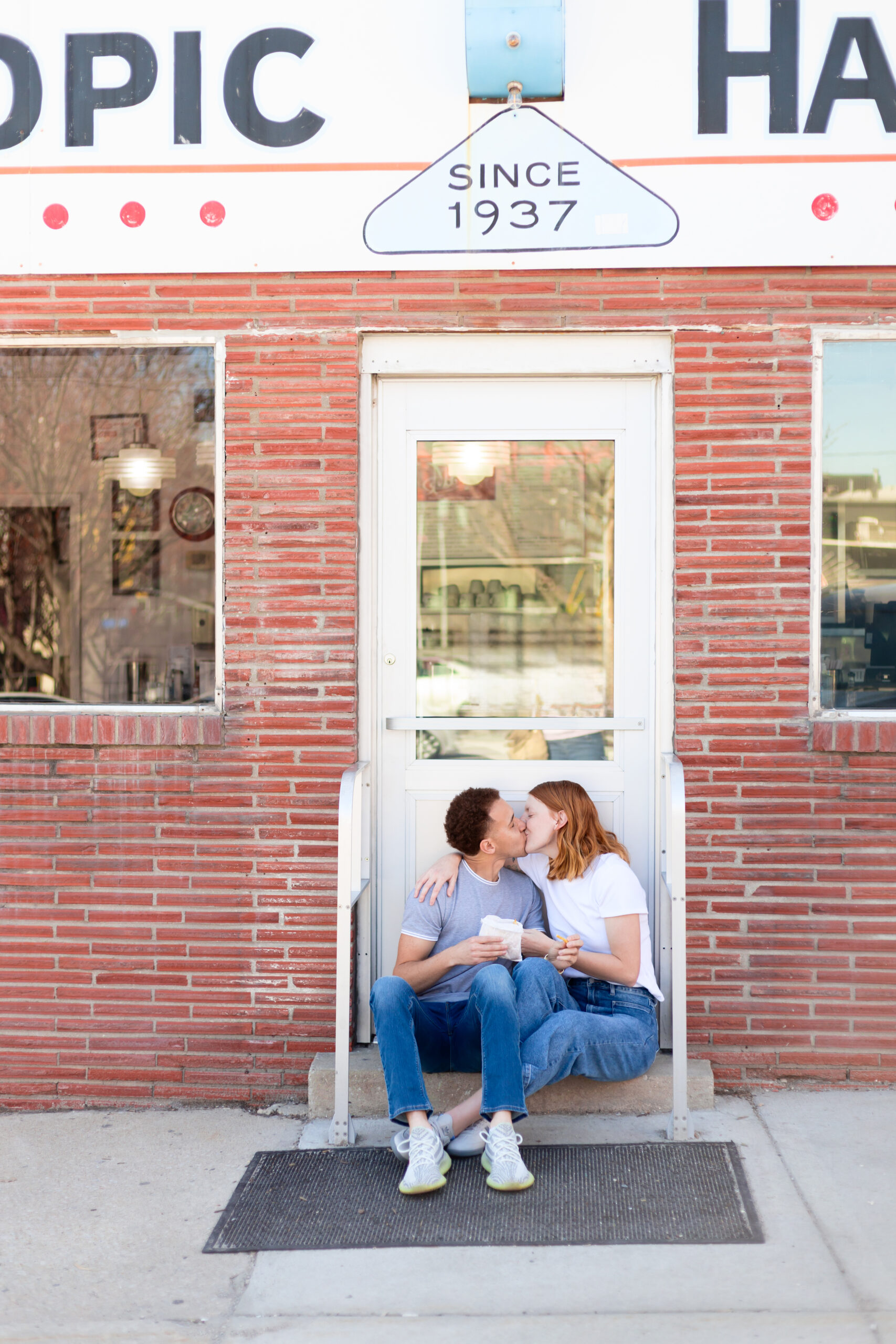 downtown kansas city engagement session town topic hamburgers