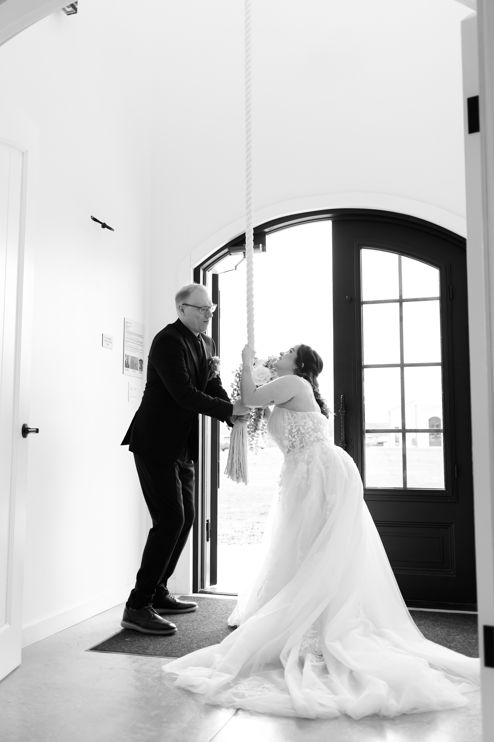 kansas city wedding at the brim wedding chapel