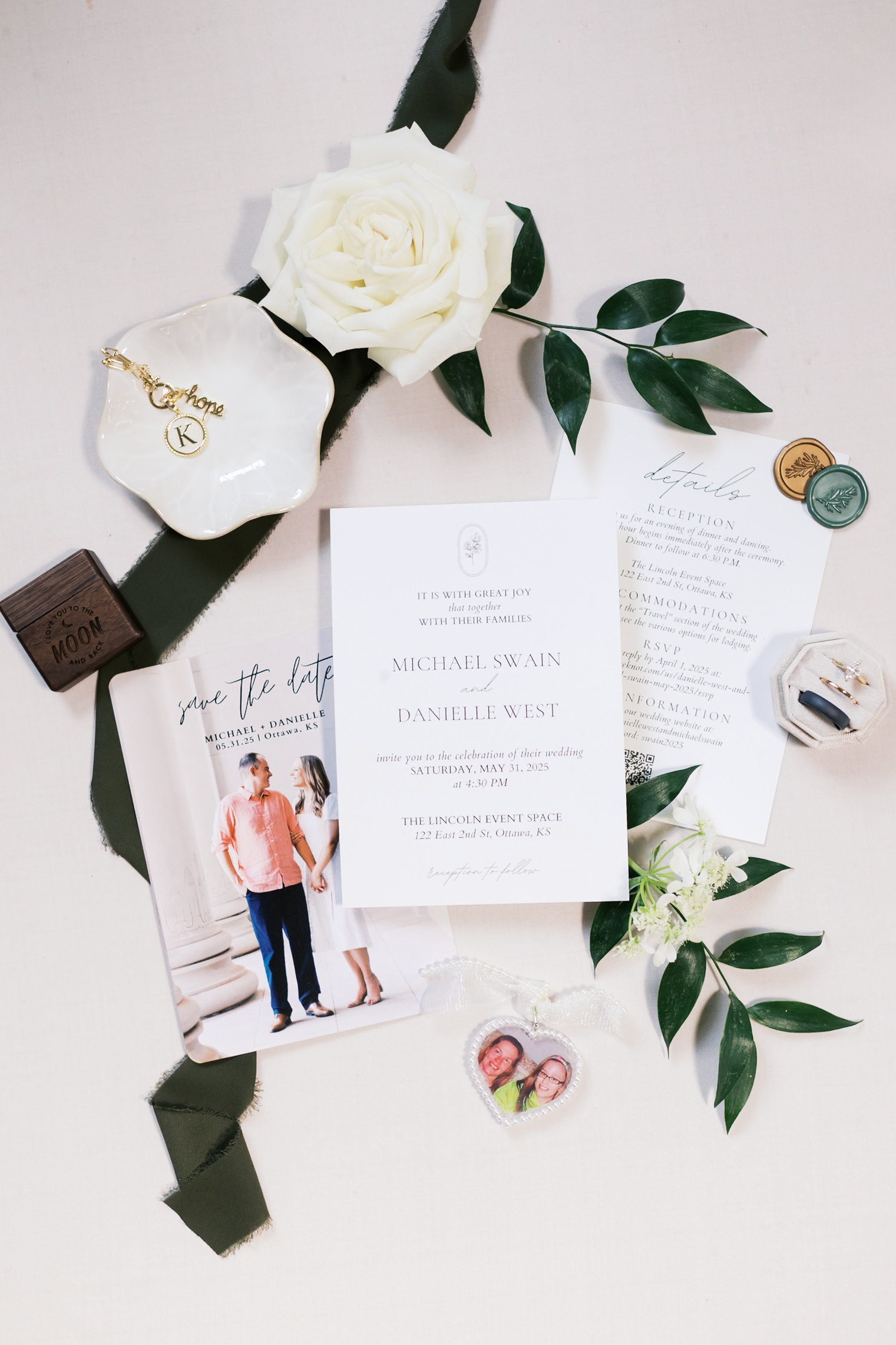 layflat of invitation suite for a lincoln event space wedding