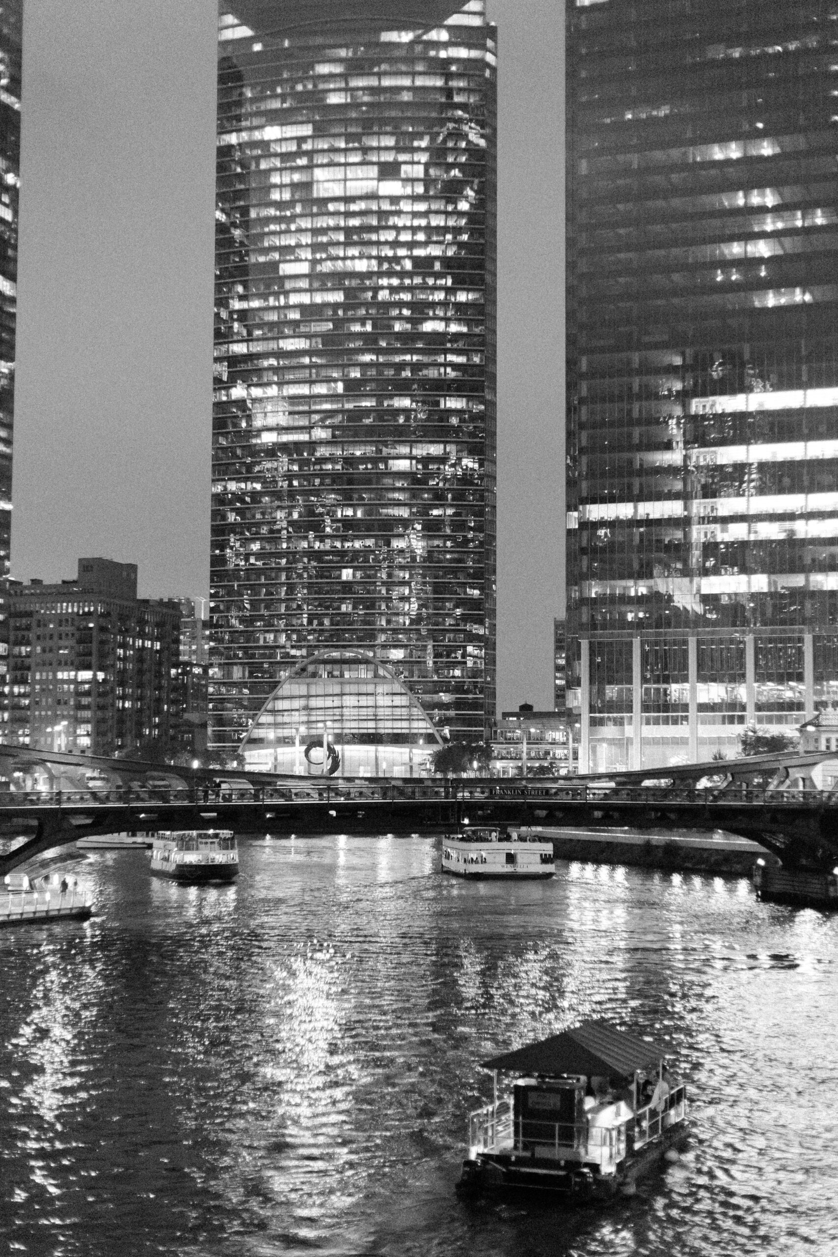 downtown chicago engagement photos indian wedding at north avenue beach speakeasy