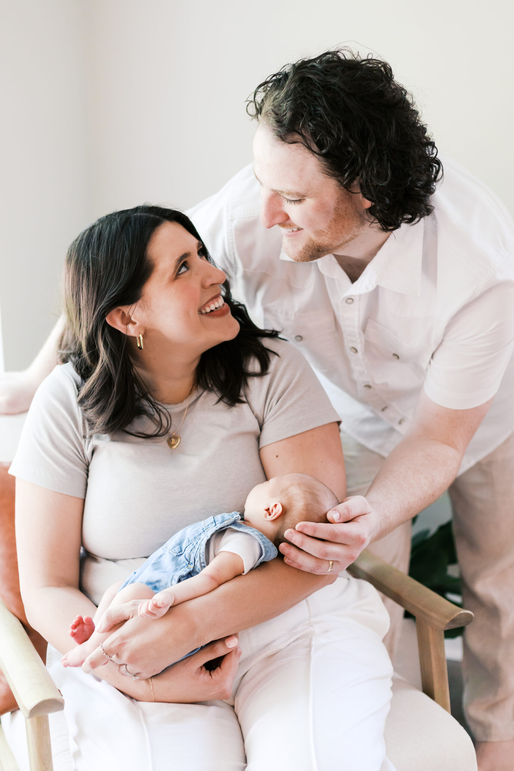 kansas city family photographer newborn family photos indoor