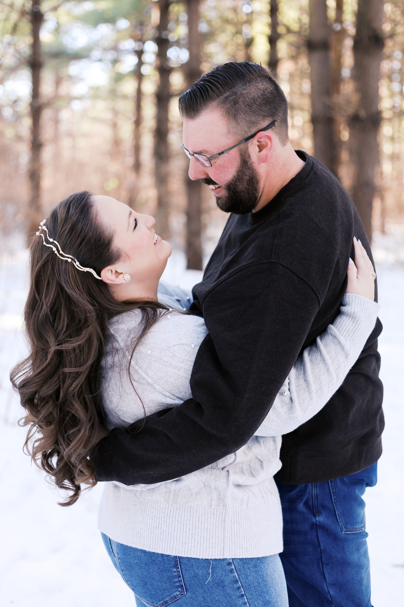 kansas city winter engagement photos at burr oak woods in blue springs missouri