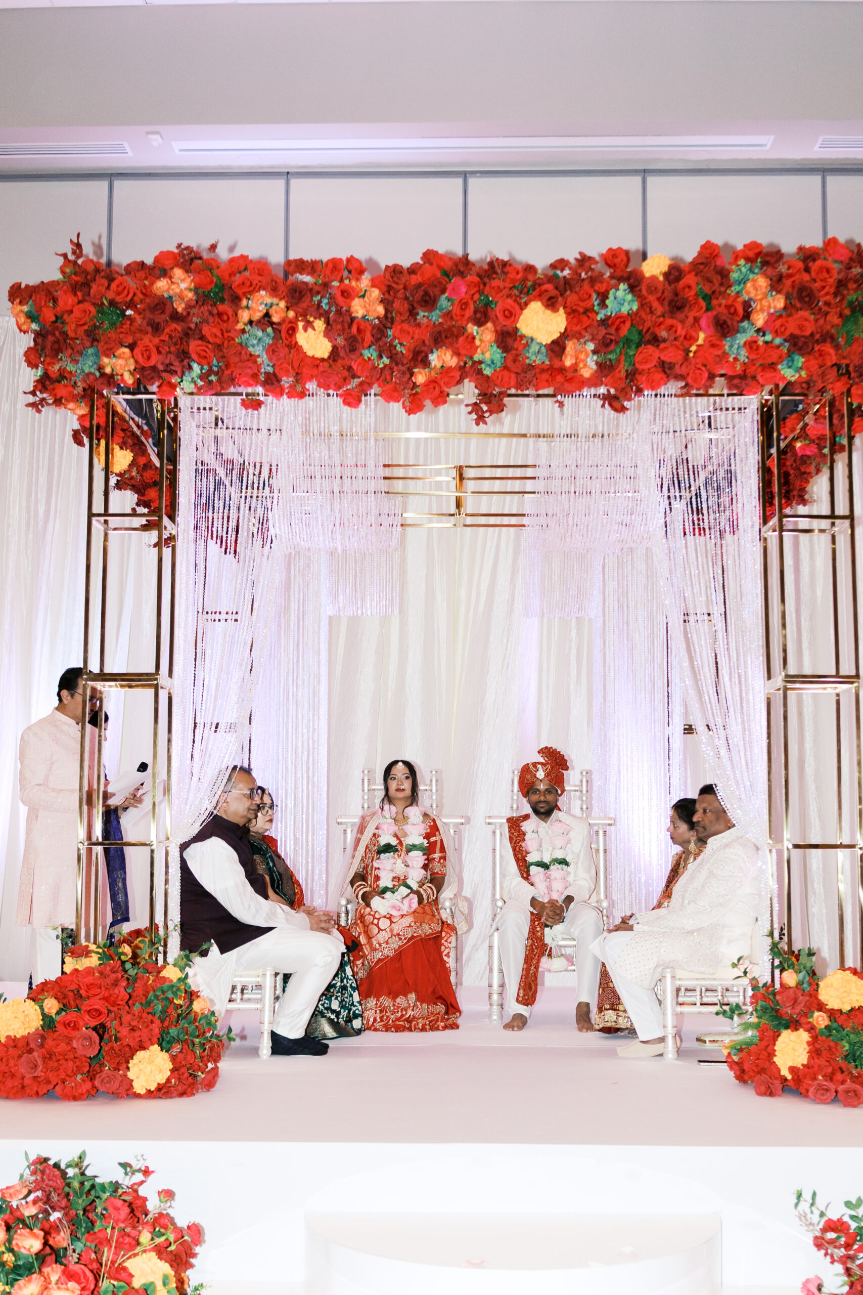 kansas city indian wedding photographer south asian wedding downtown kansas city hindu ceremony