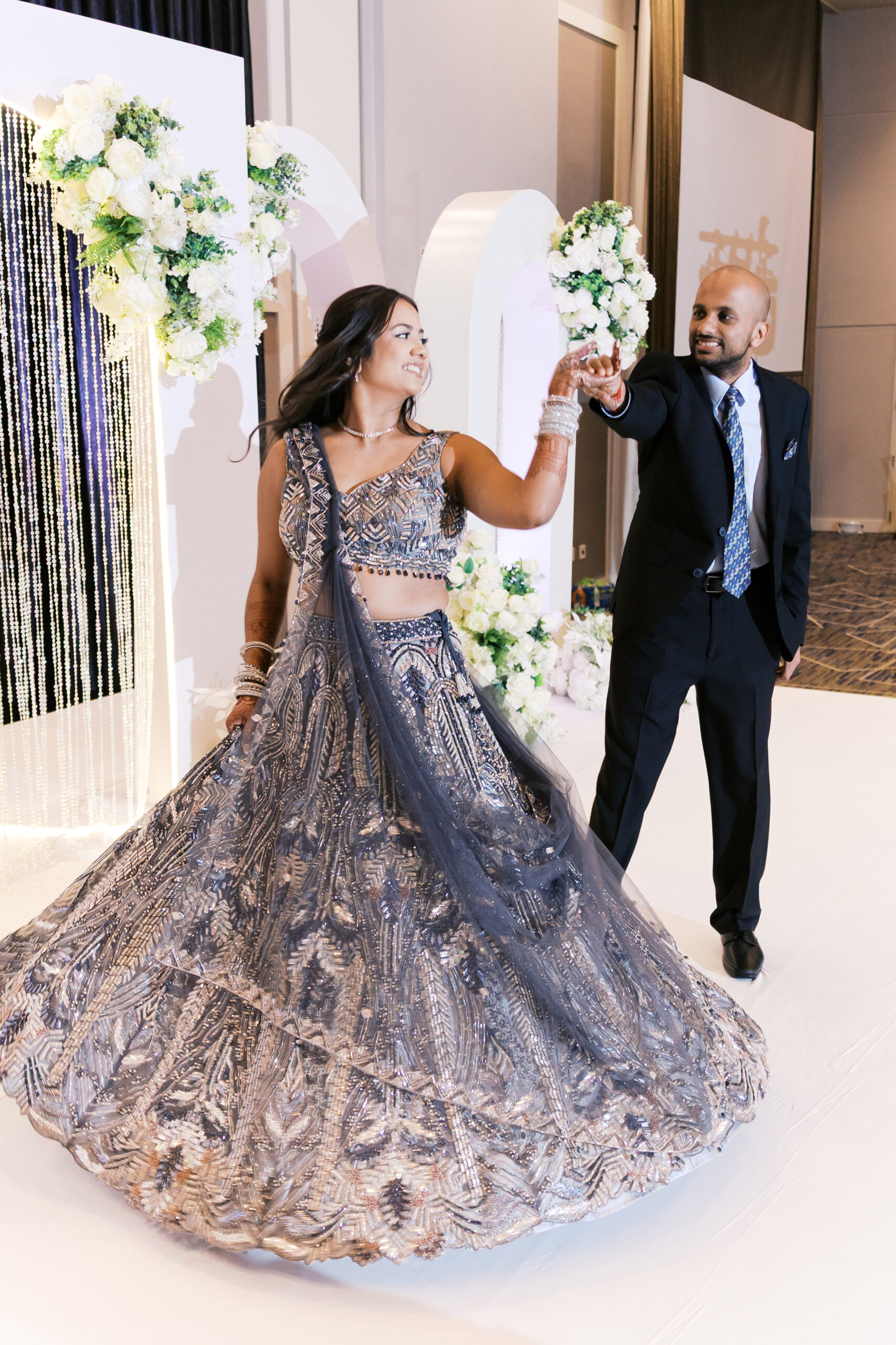 kansas city indian wedding photographer south asian wedding downtown kansas city hindu ceremony